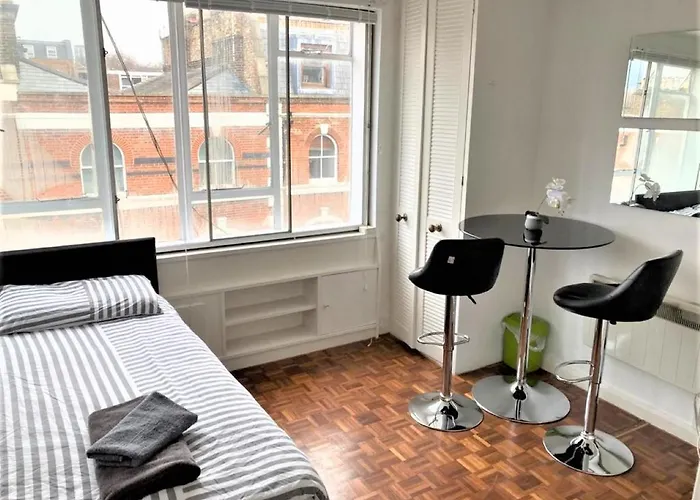 Bright & Modern Studio Flat In Paddington - Zone 1