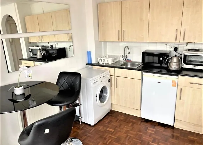 Bright & Modern Studio Flat In Paddington - Zone 1