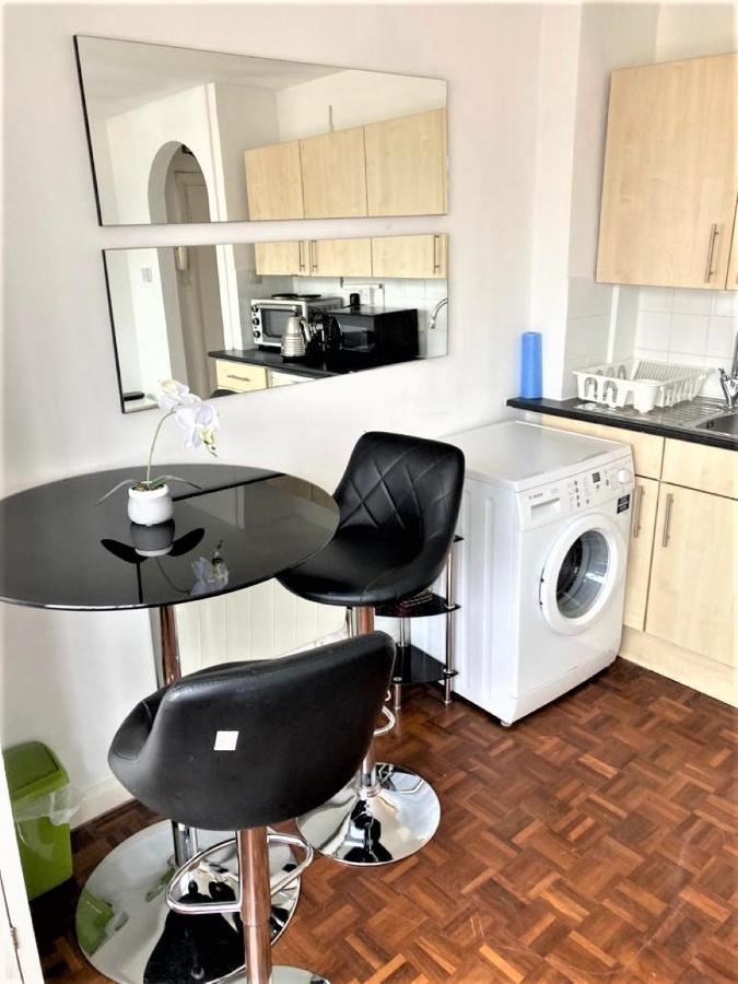 Bright & Modern Flat In Paddington - Zone 1 London